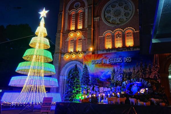 Giáng sinh 2023: Top các địa điểm vui chơi hấp dẫn hàng đầu ở Thành phố Hồ Chí Minh