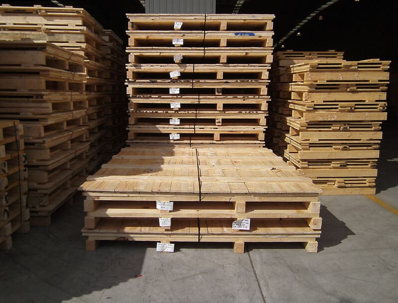 Công ty Phú Trang - Đơn vị bán pallet gỗ chất lượng TPHCM